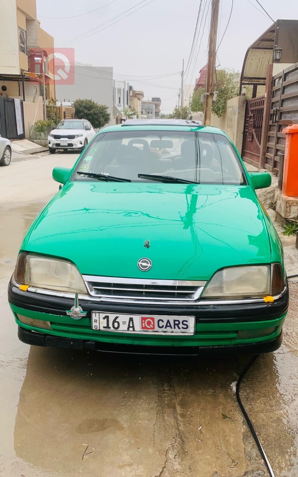 اوبل أوميغا